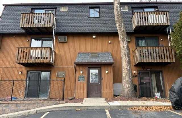 296 High Avenue unit: 2M - 296 High Avenue, Nyack, NY 10960