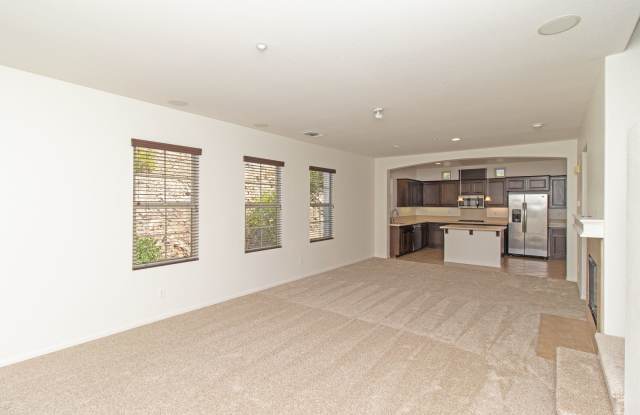 Incredible 3 bed & 3.5 bath Tri-Level Condo in San Marcos! photos photos
