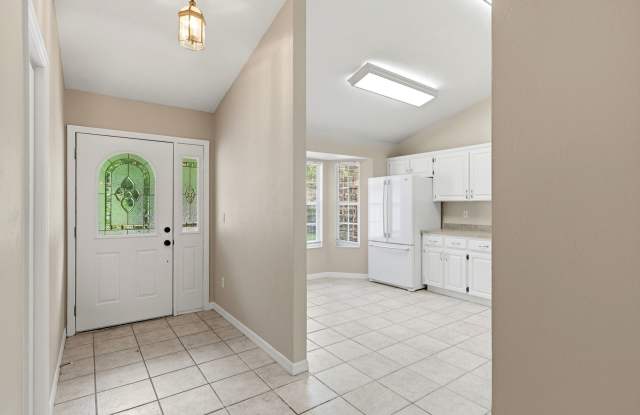 2 Bedroom, 2 Bath with Study and 2 Car Garage in Hills of Santa Fe! Gallery 3