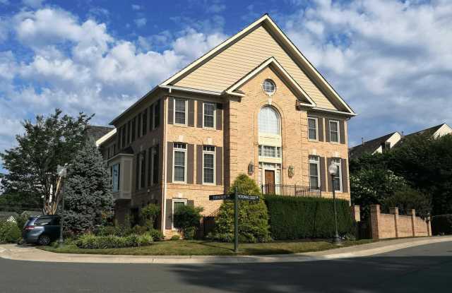 7901 TURNCREST DRIVE - 7901 Turncrest Drive, Potomac, MD 20854
