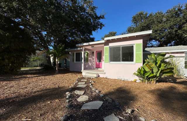Charming Dunedin Retreat: 2BR Home with Sunroom  Garage! - 332 Buena Vista Drive South, Dunedin, FL 34698