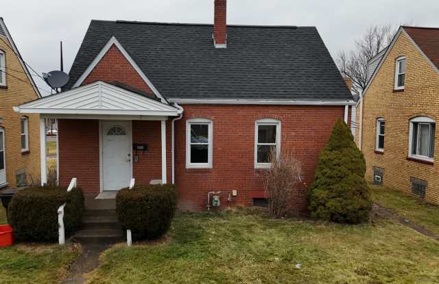 2102 McLean Street photos photos