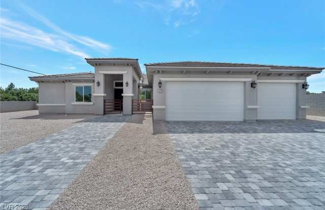 197 E Shelbourne Avenue photos photos