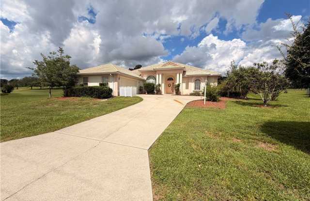 215 W Mickey Mantle Path Gallery 1