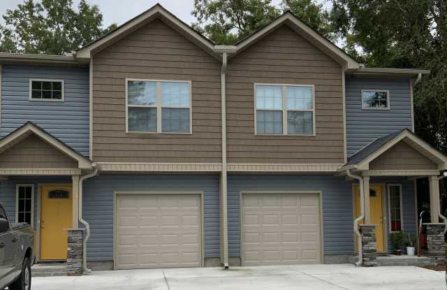 311 B York St - 311 York Street, Camden, SC 29020