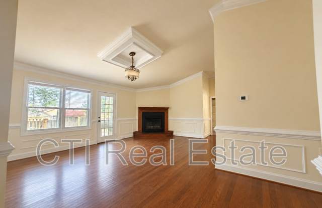 2 Adler Ln Gallery 2