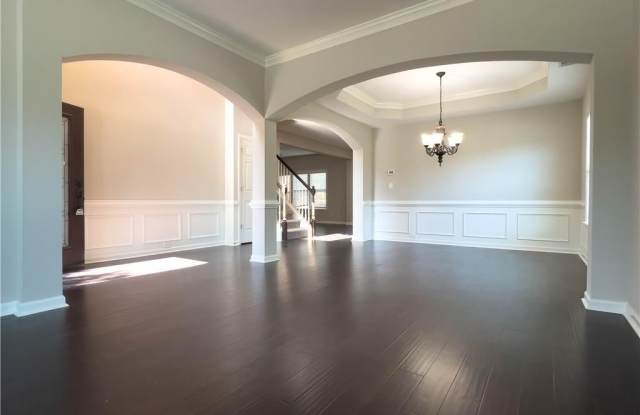 3210 Warbler Way Gallery 3