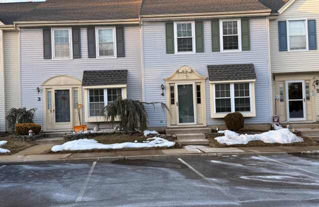 52 Aberdare Court unit: 4 photos photos