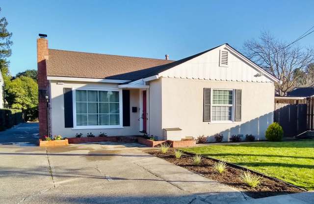 3 Bedroom/2.5 Bathroom Novato Home - 1012 Second Street photos photos