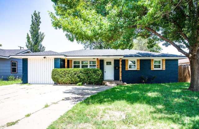 3004 36th Street photos photos