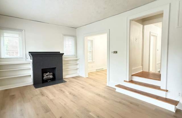 Available Now! Midtown 4 Bedroom Townhome photos photos