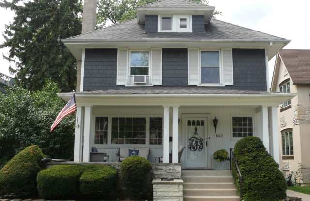 4220 Garden Avenue - 4220 Garden Avenue, Western Springs, IL 60558