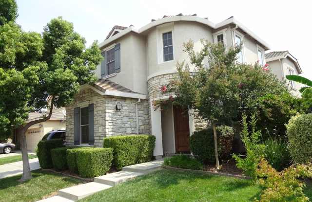 COMING SOON! Beautiful 5 bedroom Home in Lincoln Crossing Village! photos photos