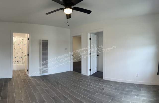 1265 West 83rd Place Gallery 4