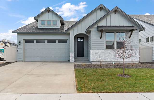Beautiful Star Home With Exceptional Upgrades Gallery 1