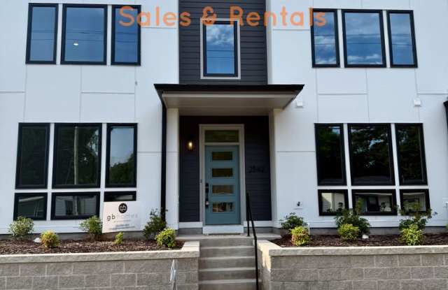 Stunning 3 Bedroom with Rooftop Terrace photos photos