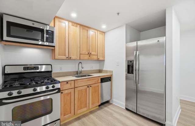 1729 CHURCH Street NW Gallery 4