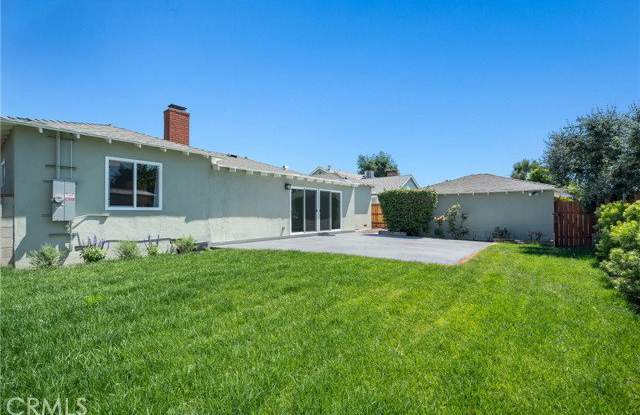 16824 Calahan Street Gallery 3