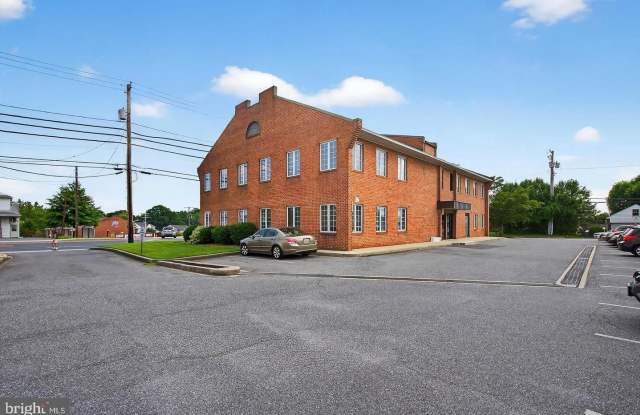 9524 BELAIR Road Gallery 2
