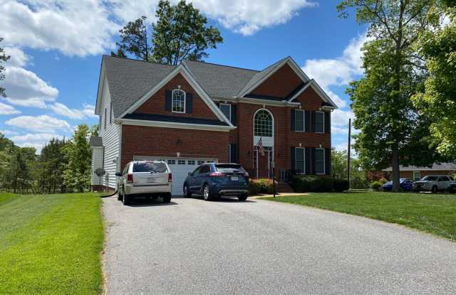 11005 Mountain Spring Dr Gallery 3