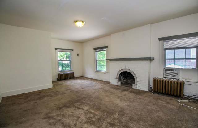6 Bed 3 Bath House on East Campus! Gallery 4