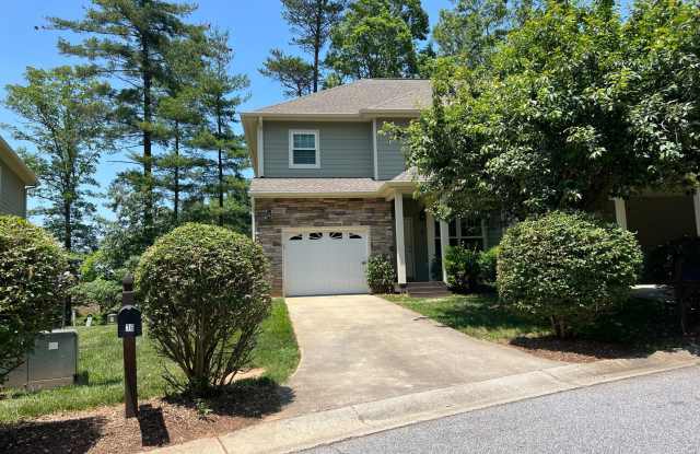 Arden Townhome: Commuter's Wishlist - 16 Pepperbrush Trail, Arden, NC 28704