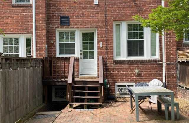 3538 W PLACE NW Gallery 2