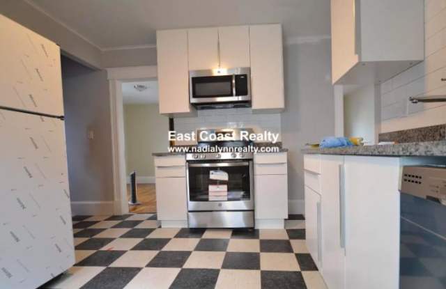 162 Waverley Ave. Gallery 2