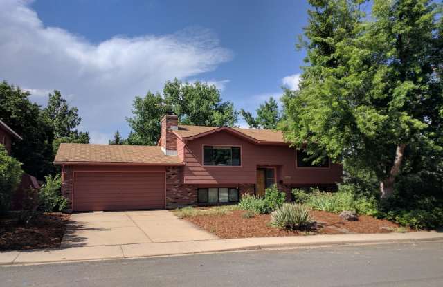 Spacious, East Boulder Home in Great Neighborhood - Available August 4th! - 4025 Evans Drive, Boulder, CO 80303