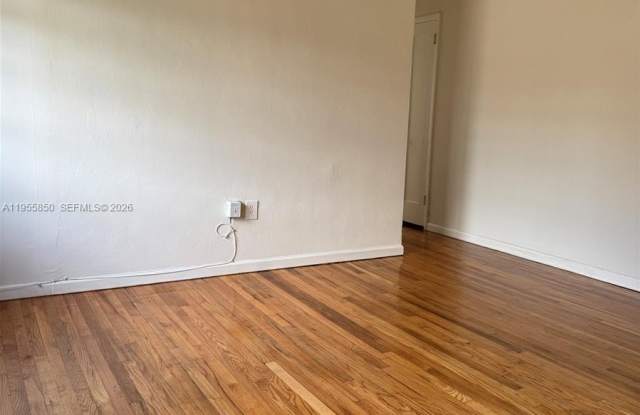 1431 SW 37th Ave photos photos 1431 SW 37th Ave photos photos