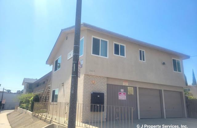 Memorial Apartments- Super Clean 1 Bedroom 1 Bath Apartment in Memorial Heights - 2609 Pasadena Avenue, Long Beach, CA 90806