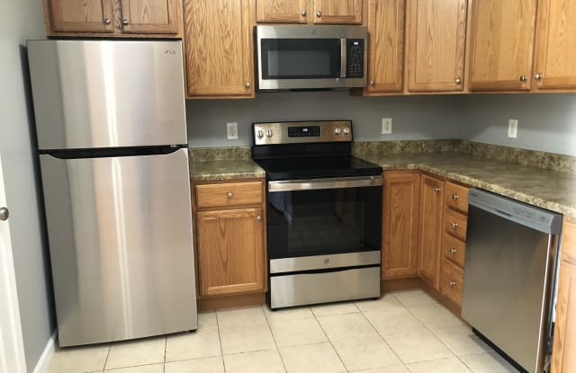 17 East Ivy Lane - 2A - 17 E Ivy Ln, Englewood, NJ 07631
