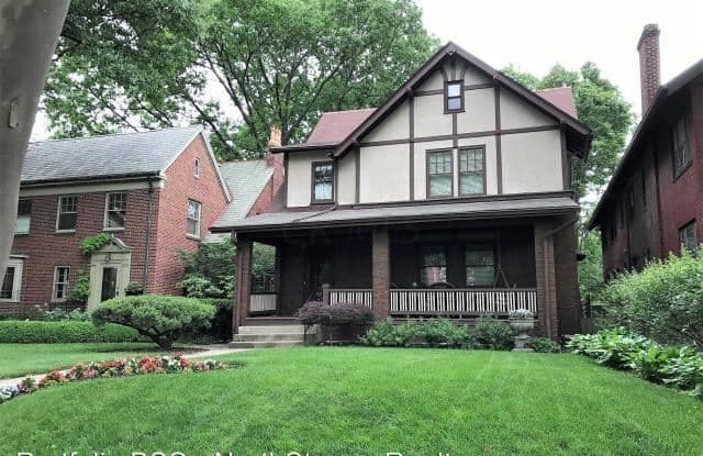 836 Park St - 836 Park St, Columbus, OH 43215