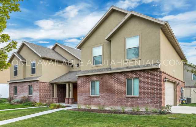 939 W 175 S photos photos