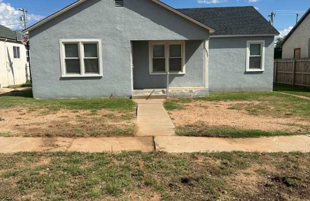 Charming 3 bed 1 bath! photos photos