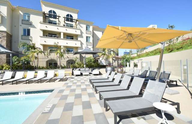 360 Luxury Apartments Gallery 3