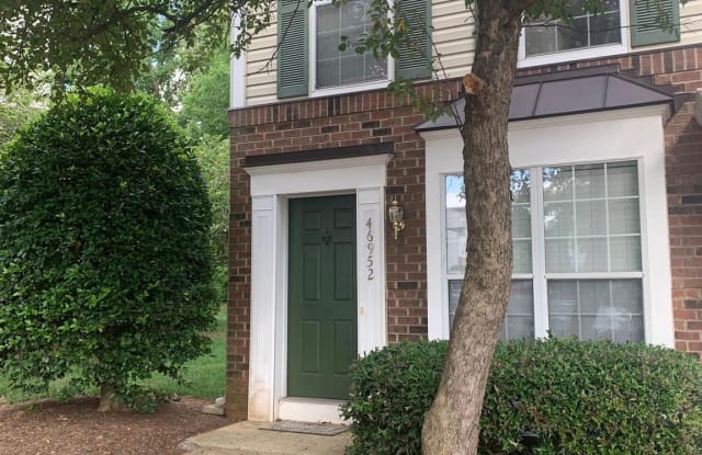 46952 COURTYARD SQUARE - 46952 Courtyard Square, Sterling, VA 20164
