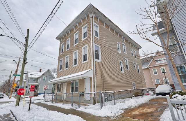 168 Lloyd Street - 168 Lloyd Street, New Haven, CT 06513