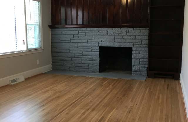 3934 Bristol Dr Gallery 3