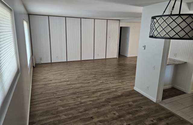 4958 Park Place Gallery 4