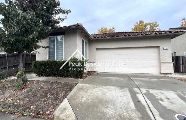 Very Nice 2bd/2ba House in Sun Meadows Retirement Community - 200 Sun Shower Circle, Sacramento, CA 95823