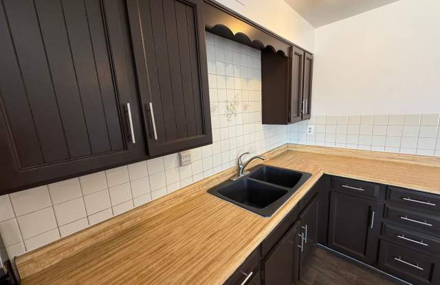 3Bed 1 Bath Peoria House Gallery 4