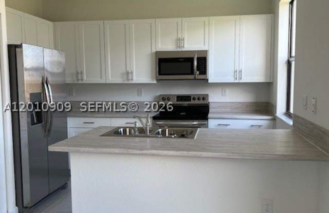 13102 SW 232nd Ln Gallery 3