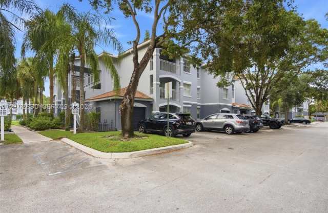 9615 NW 1st Ct Gallery 1