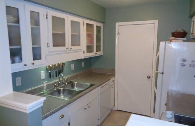 1512 Wingate Way Gallery 2