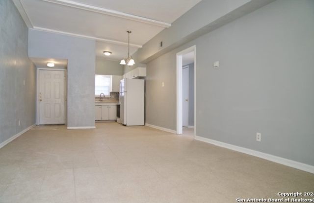 211 Westoak - 211 Westoak Road, San Antonio, TX 78227