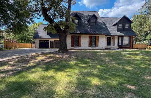 649 OLDE TOWNE LANE Gallery 2