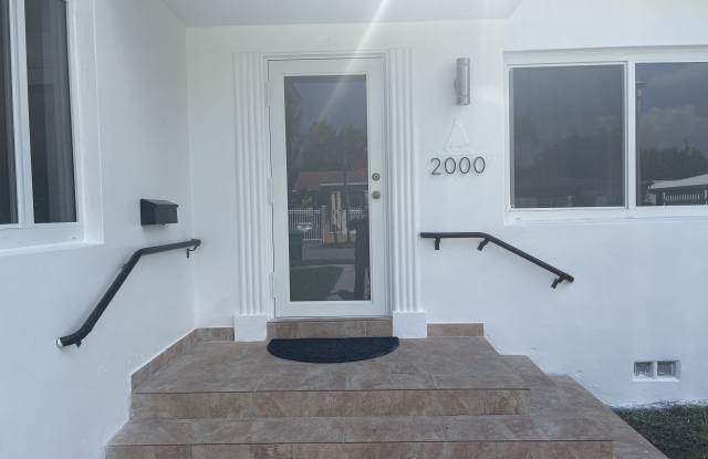 2000 Southwest 17th Street - 2000 Southwest 17th Street, Miami, FL 33145