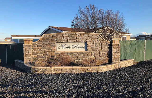Great 2 bedroom 1 bathroom home in North Pointe! Gallery 3
