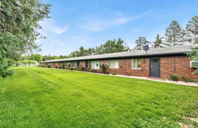 Shelby Courts photos photos Shelby Courts photos photos